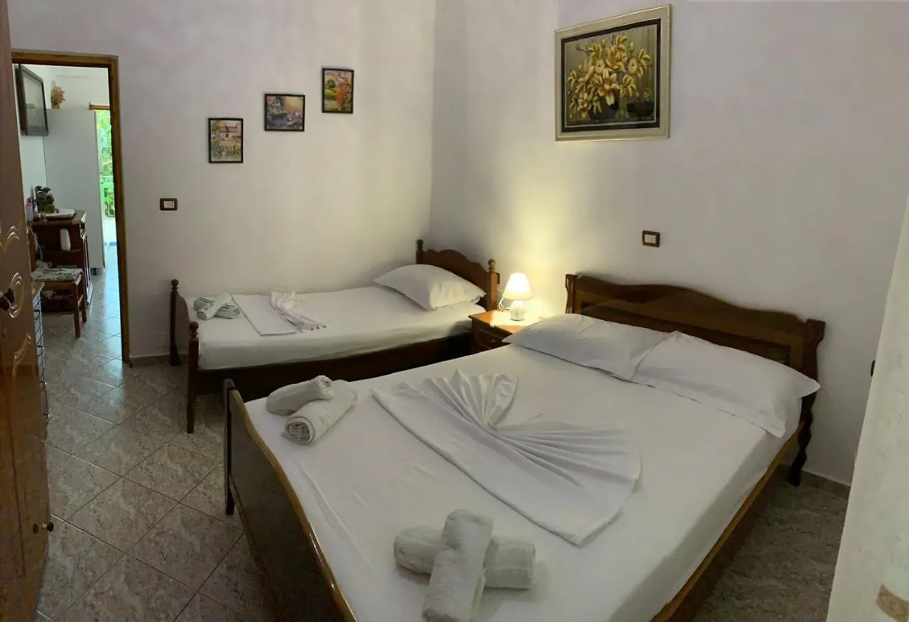Albi'S Guesthouse Ksamil Guest house