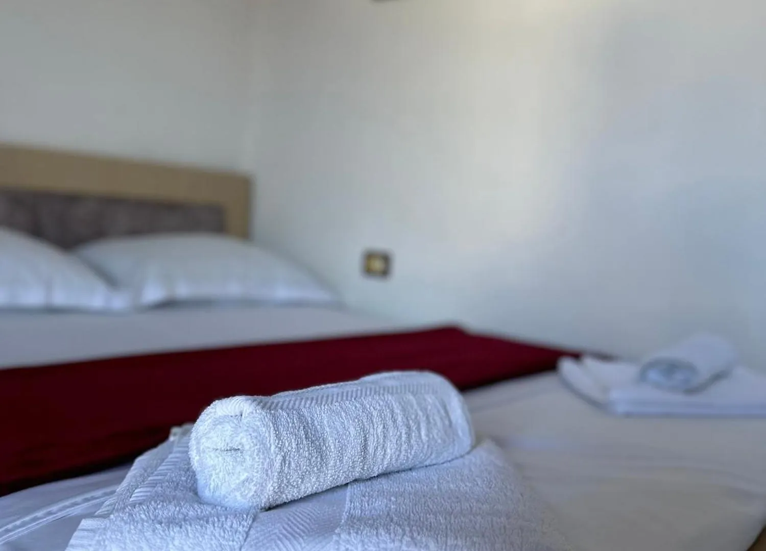 Albi'S Guesthouse Ksamil Albania