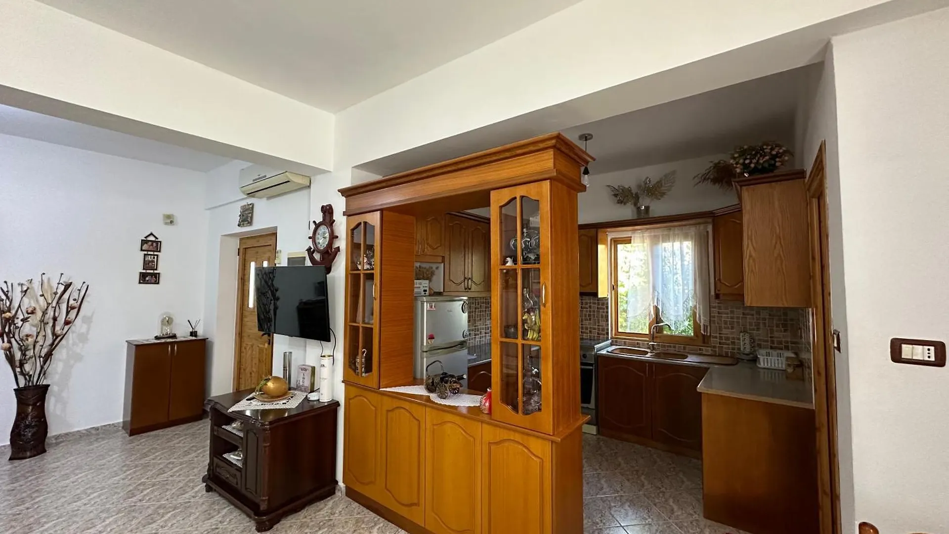 Albi'S Guesthouse Ksamil Albania