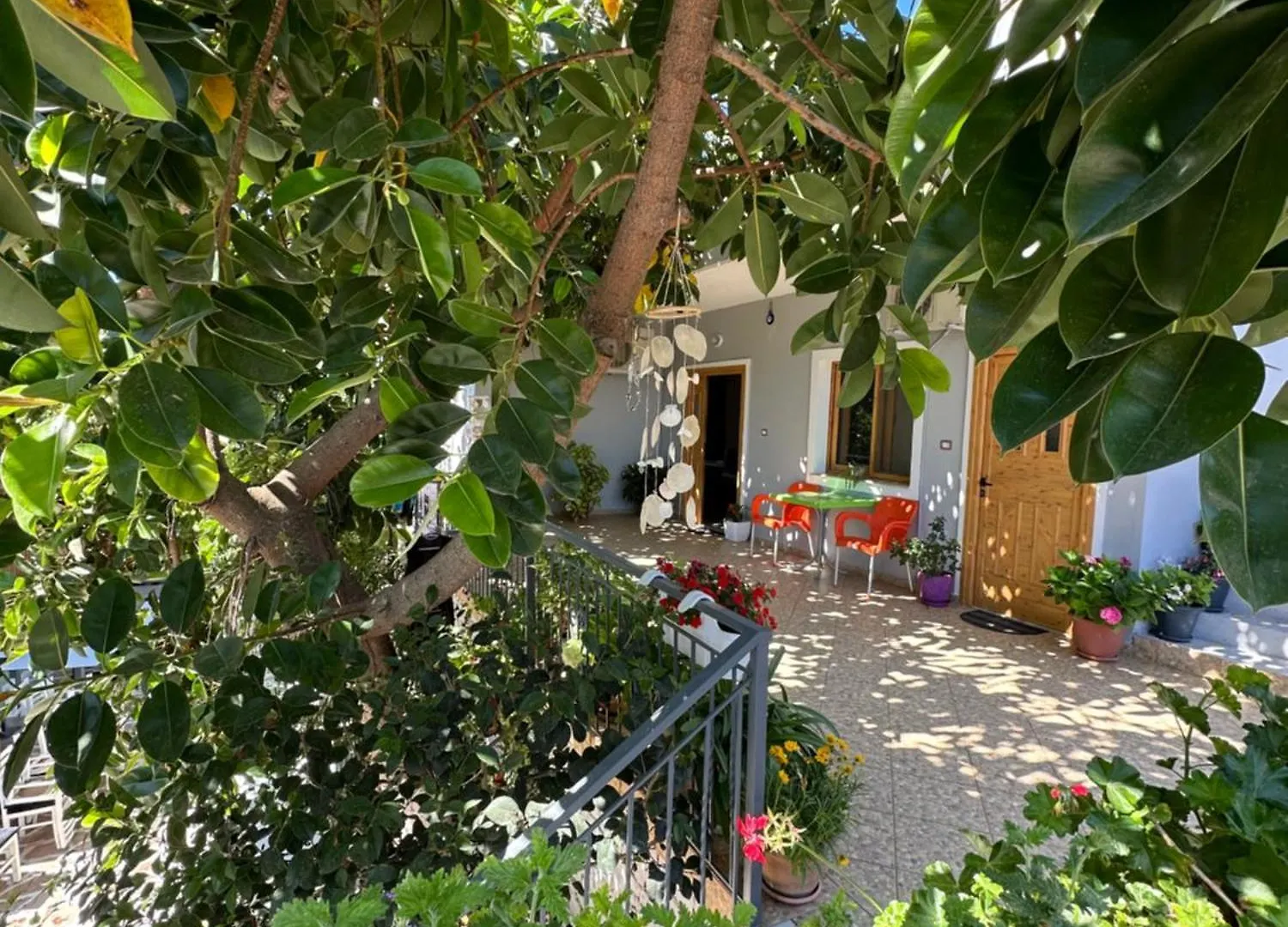 Albi'S Guesthouse Ksamil